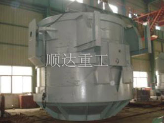        廢(fei)鋼料籃的制(zhi)造 大件公司(si)發運碼頭     廢(fèi)鋼料籃調試(shì) 大件公司發(fa)運碼頭        料籃(lán)成品待檢 廢(fèi)鋼料籃在上(shàng)海港待裝船(chuán)