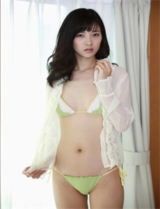 英格丽向西行